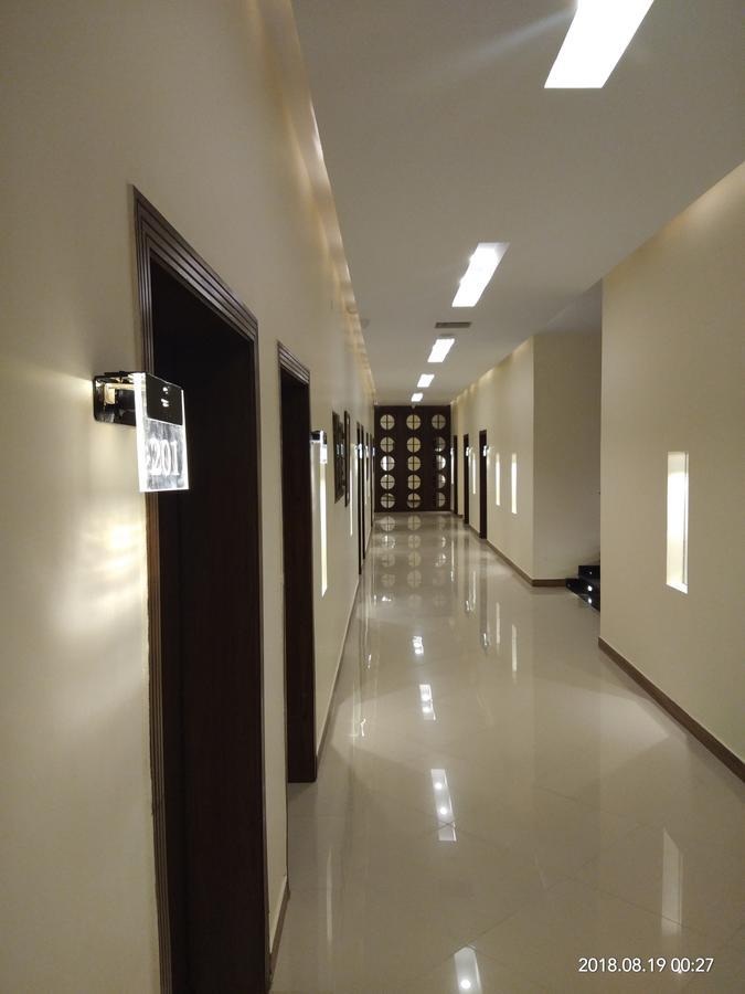 S Chalet Multan Buitenkant foto
