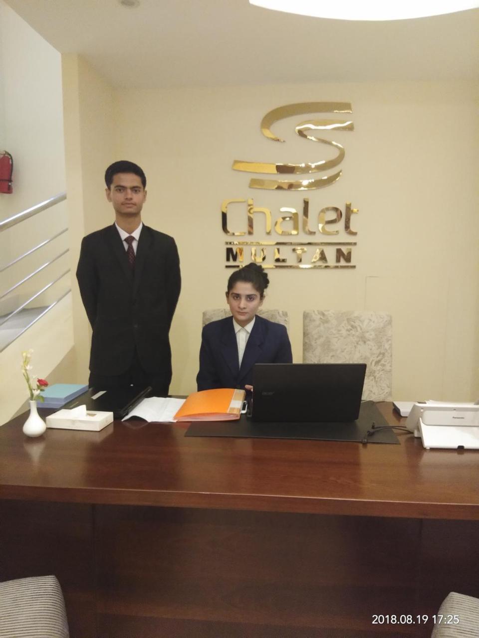 S Chalet Multan Buitenkant foto
